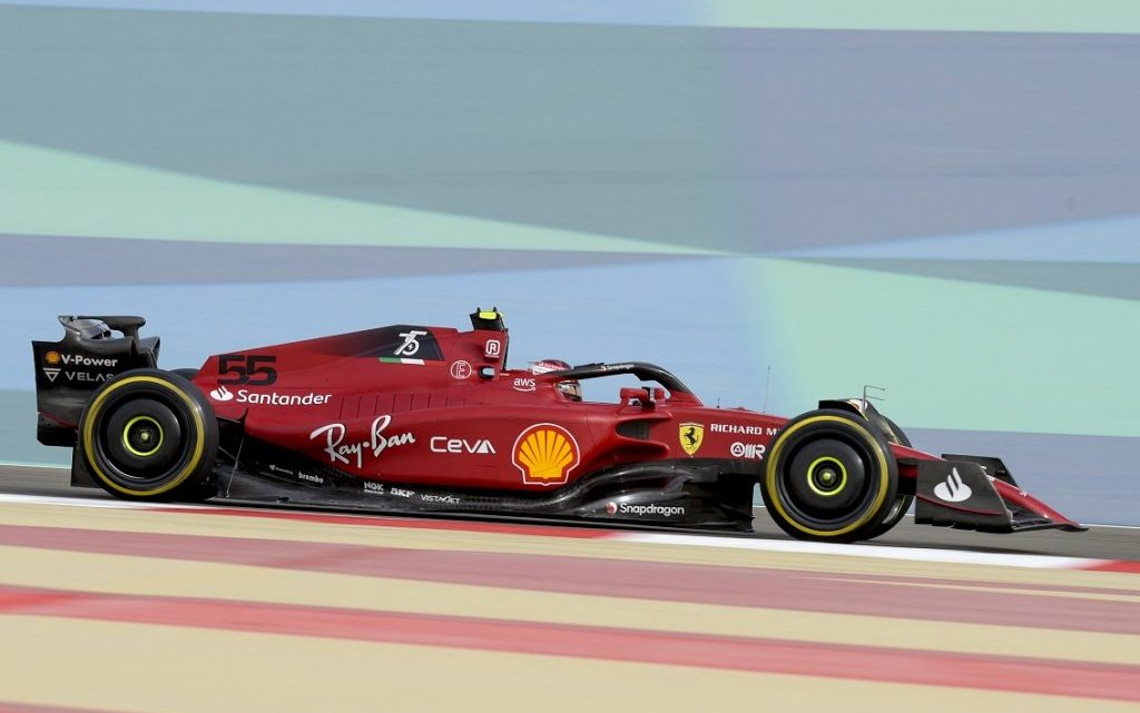 Fórmula 1: Sainz é o mais rápido do dia no Bahrein; Ricciardo contrai Covid-19 Fórmula 1: Sainz é o mais rápido do dia no Bahrein; Ricciardo contrai Covid-19
