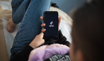 Rede social de vídeos promove ações educativas focadas nas mulheres