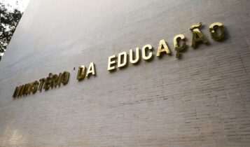 MEC abre declaração de matrículas de escolas em tempo integral