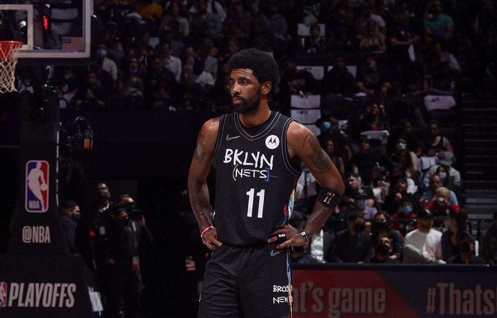 Kyrie Irving recusou contrato de R$ 530 milhões para não ser vacinado contra Covid-19