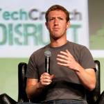 Mark Zuckerberg perde mais de metade da fortuna e deixa top 10 de mais ricos dos EUA Mark Zuckerberg perde mais de metade da fortuna e deixa top 10 de mais ricos dos EUA