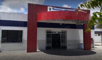 Criança que entrou em coma após inalar pó branco recebe alta médica