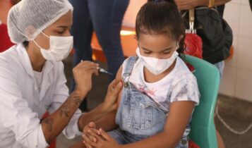PMA iniciará vacinação nas escolas e creches a partir do dia 12 PMA iniciará vacinação nas escolas e creches a partir do dia 12