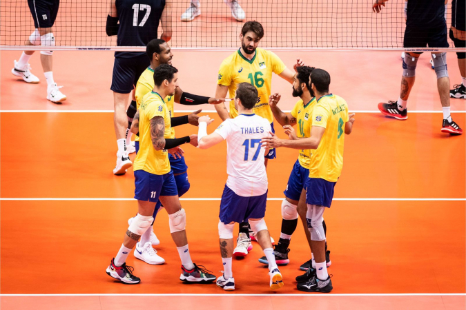 Brasil vence Irã com tranquilidade e vai enfrentar a Argentina nas quartas do Mundial de Vôlei Brasil vence Irã com tranquilidade e vai enfrentar a Argentina nas quartas do Mundial de Vôlei