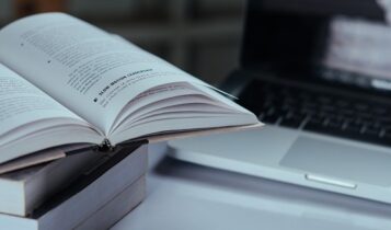 Enem: estudantes não devem trocar sono por estudos, diz especialista
