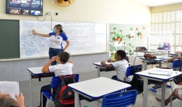 Alese aprova continuidade do abono temporário do Fundeb Alese aprova continuidade do abono temporário do Fundeb
