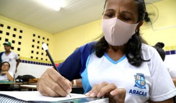 Aracaju oferta 3.500 vagas para Educação de Jovens e Adultos em 2023 Aracaju oferta 3.500 vagas para Educação de Jovens e Adultos em 2023