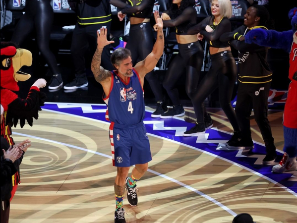 Marcos Mion participa do Jogo das Estrelas da NBA e diverte a web Marcos Mion participa do Jogo das Estrelas da NBA e diverte a web