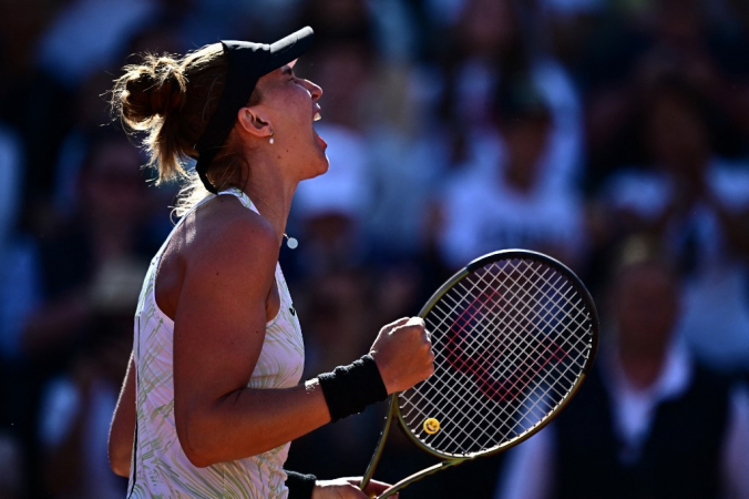 Bia Haddad vence russa e avança às oitavas de final em Roland Garros