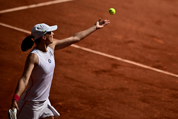 Algoz do Brasil, Iga Swiatek vence Muchova e conquista Roland Garros pela terceira vez