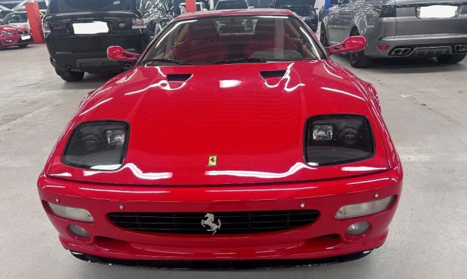 Ferrari roubada de ex-piloto é encontrada em Londres após quase 30 anos