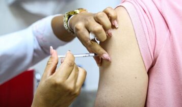 Reforma prevê isenção para vacinas de Covid, dengue e febre amarela