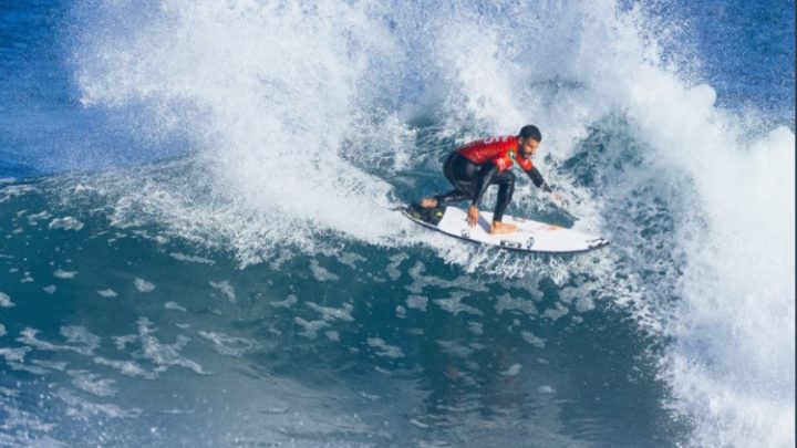 Surfista Italo Ferreira se beneficia com queda de Gabriel Medina e vai ao Finals, enquanto Tatiana avança