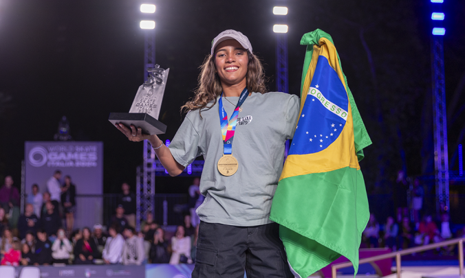 Rayssa Leal dá o troco em japonesas e se sagra campeã mundial de skate street em Roma