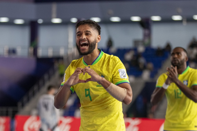 Brasil goleia a Costa Rica por 5 a 0 e avança às quartas de final da Copa do Mundo de futsal