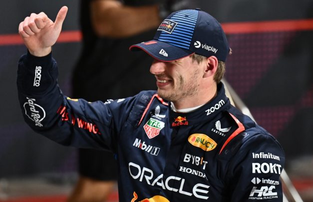 Verstappen é punido por lentidão e perde a pole position para Russell no GP do Catar