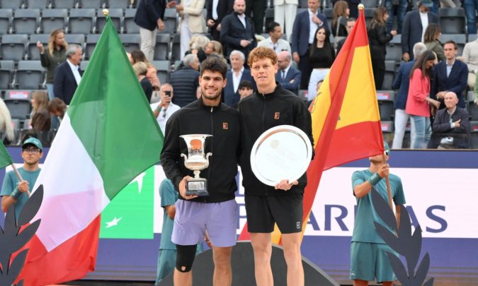 Alcaraz vence Sinner e conquista Masters 1000 de Roma